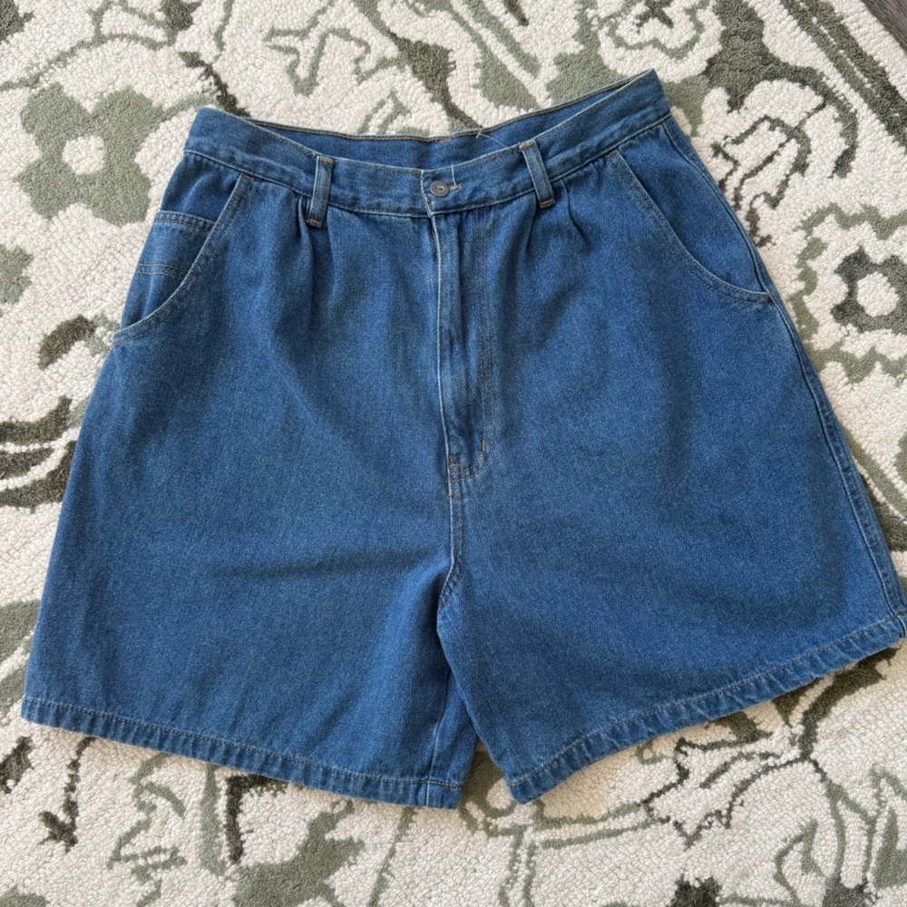 Vintage Medium Wash High Waisted Denim Shorts Size 12 100% Cotton